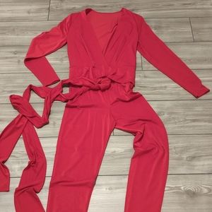 Red ♥️ jumpsuit. Cutout sleeves. M.